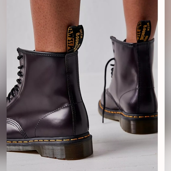 Dr. Martens 1460 Smooth Lace-Up Boots, Sz. 10 - Picture 2 of 9